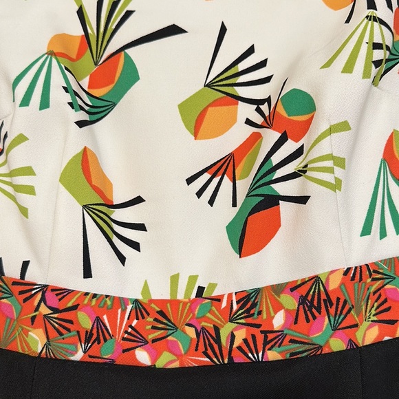 Beautiful AGB Sleeveless Dress - Picture 3 of 8